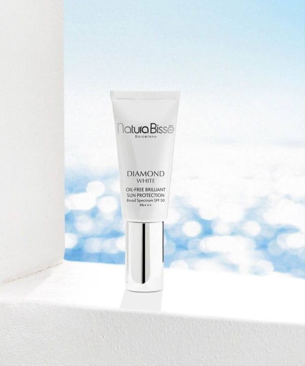 Dimond Well-Living SPF50 Oil Free Brilliant Sun Protect 30 ml