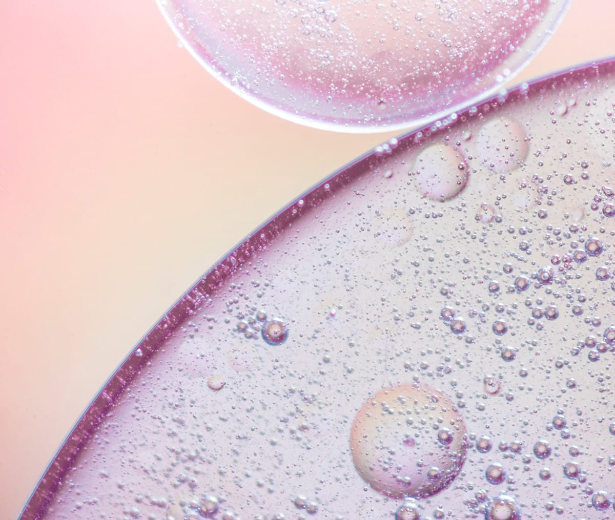 diferencia entre retinol y acido hialuronico