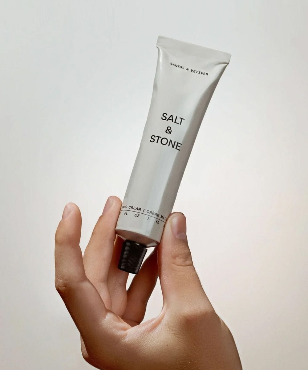 salt-and-stone-santal-and-vetiver-hand-cream-60-ml Salt and Stone Hand Cream Santal & Vetiver 60 ml - Imagen 1